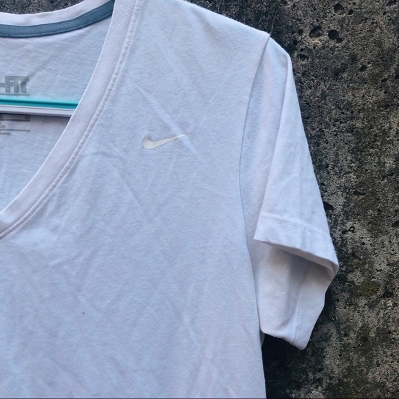 Nike Dri-Fit V-Neck Tee - Picture 2 of 4